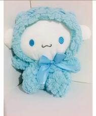 Peluche Cinnamoroll Traje Osito Celeste 20cm