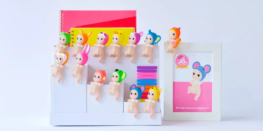 Caja Sorpresa Sonny Angel – Looking Back Series | 1 Muñeco Coleccionable Aleatorio